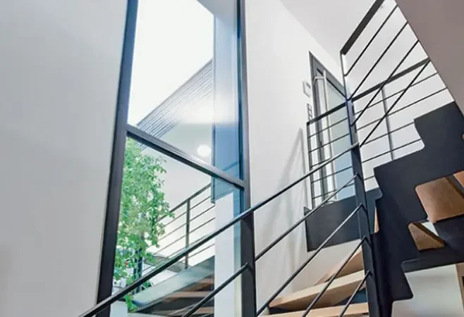 Escaleras iluminadas